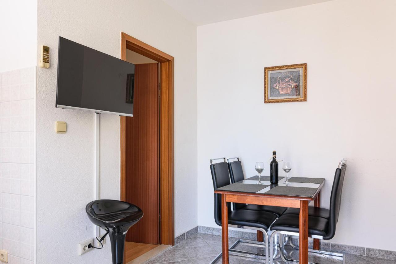 Apartmani Suki Трогир Екстериор снимка