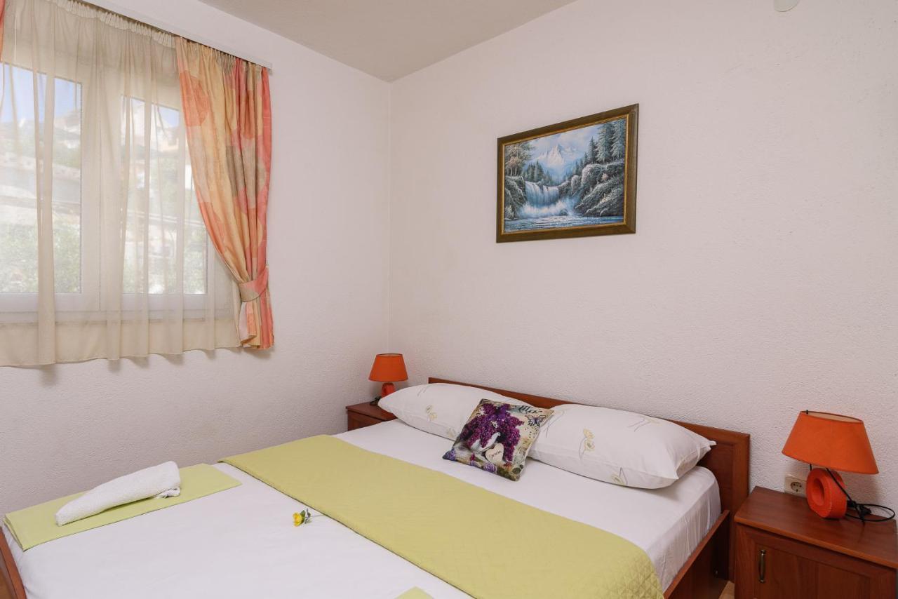 Apartmani Suki Трогир Екстериор снимка