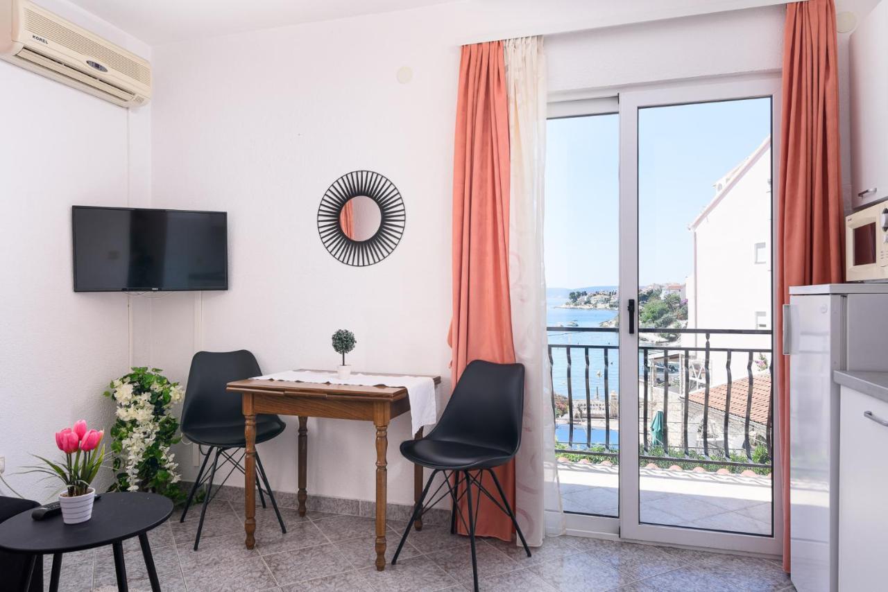 Apartmani Suki Трогир Екстериор снимка