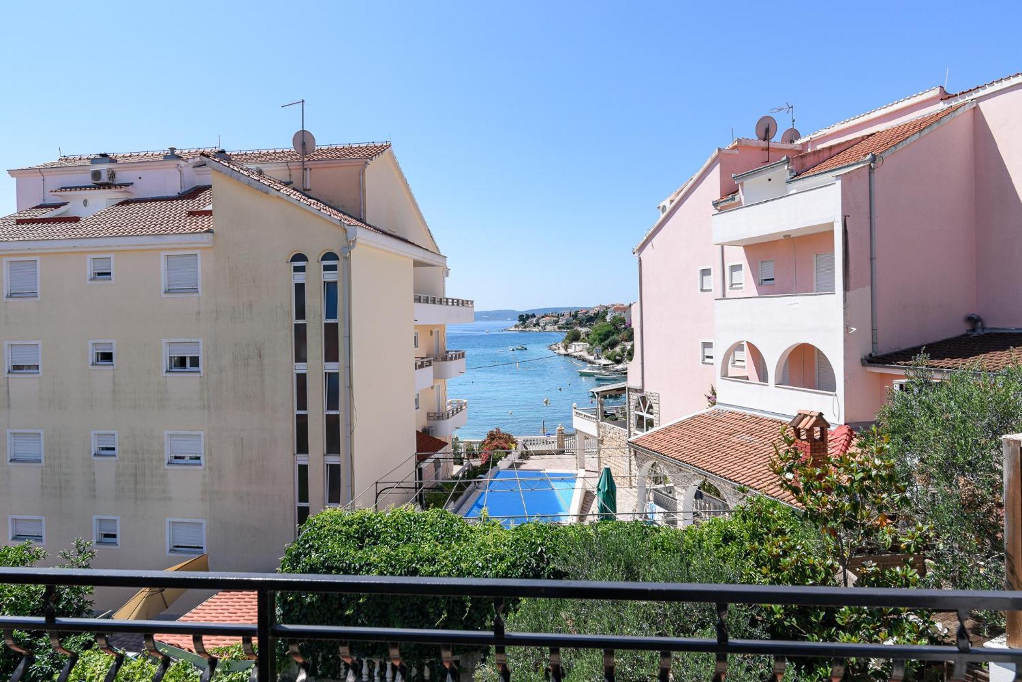 Apartmani Suki Трогир Екстериор снимка