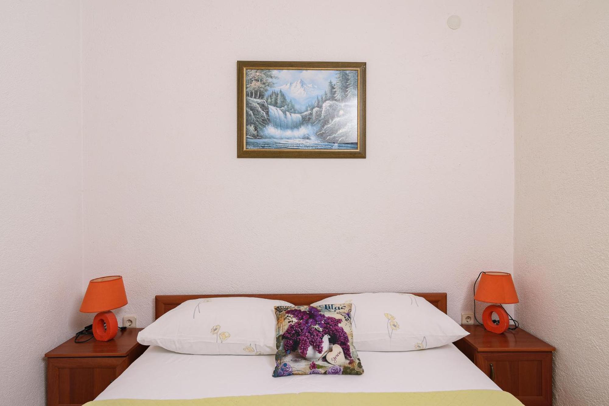 Apartmani Suki Трогир Екстериор снимка