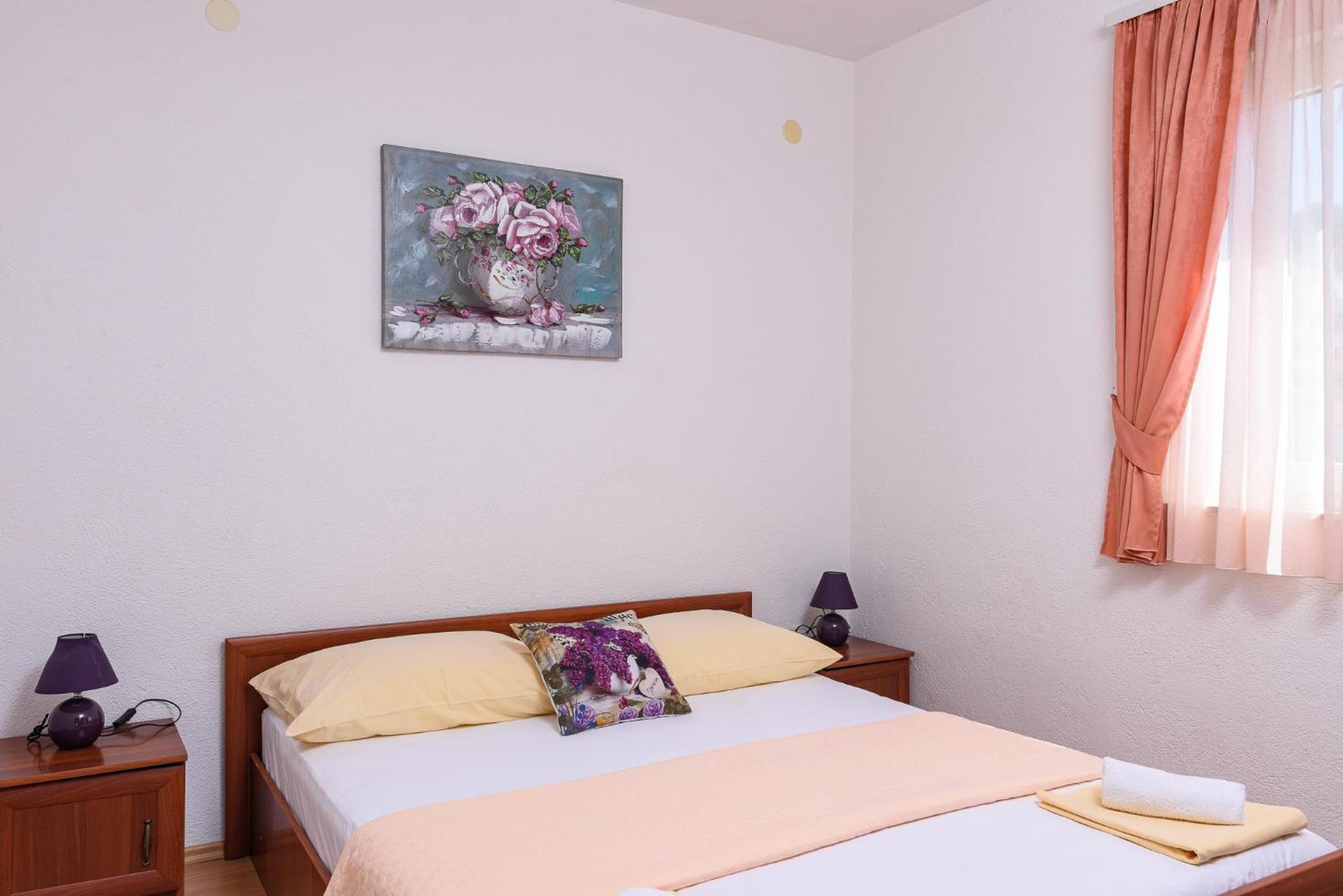 Apartmani Suki Трогир Екстериор снимка